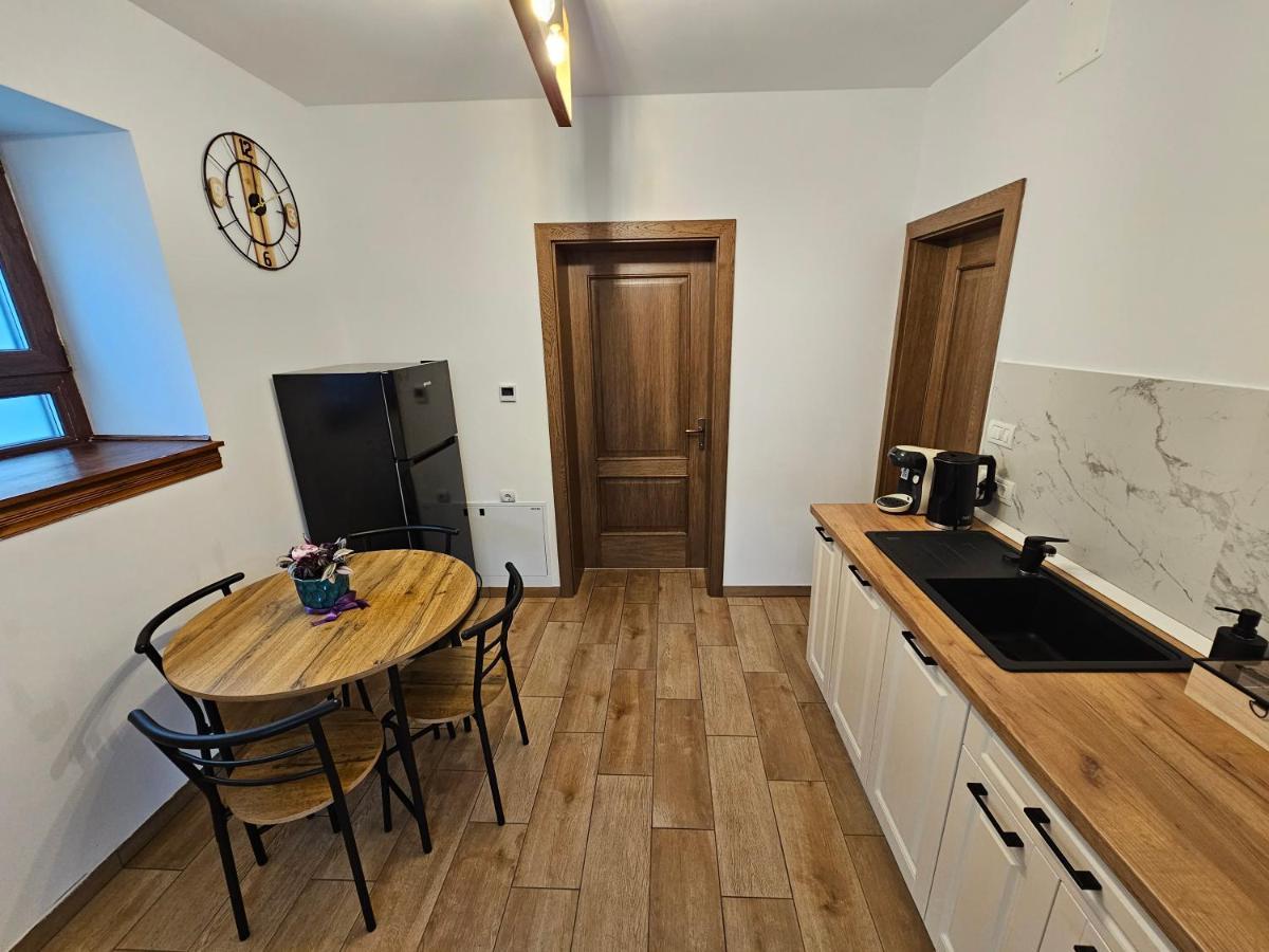 Arbor Inn Brasov Ngoại thất bức ảnh
